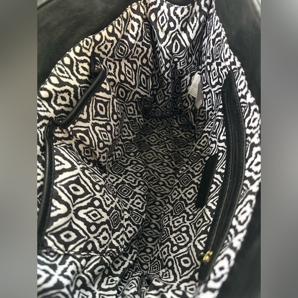 Steve Madden Black Carryall Tote - Picture 8 of 9